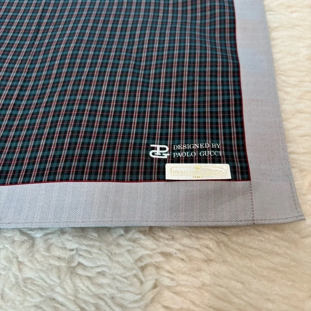 Paolo Gucci Square Multicolor Unisex Handkerchief/Bandanna/Scarf 18”